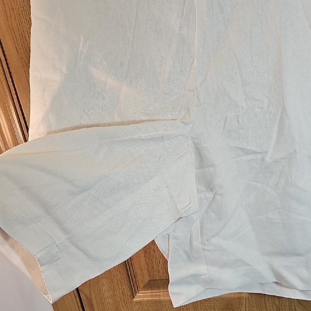 Serengeti Women's Light Beige Shorts - Picture 2 of 5